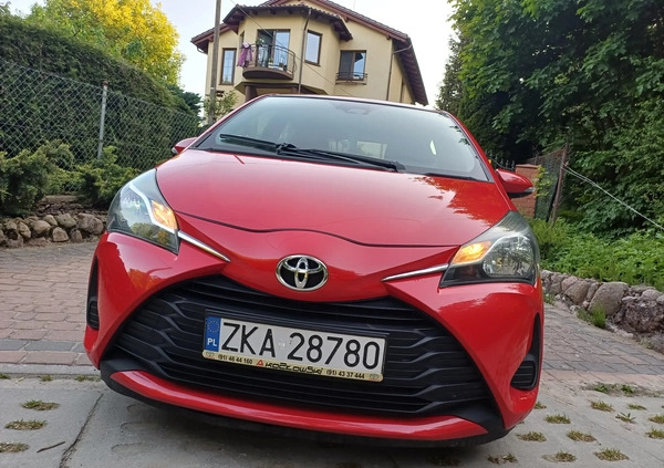 Toyota Yaris cena 31500 przebieg: 179500, rok produkcji 2015 z Gdynia małe 154